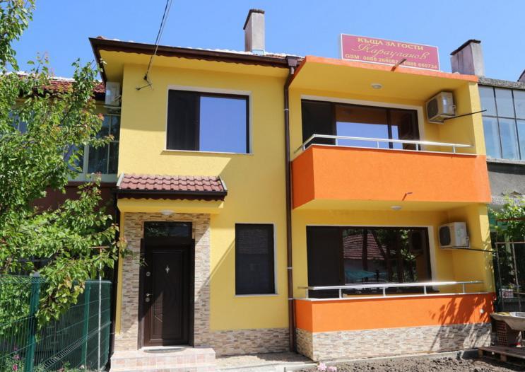 Guest House Karaulanov Elhovo  Exterior foto